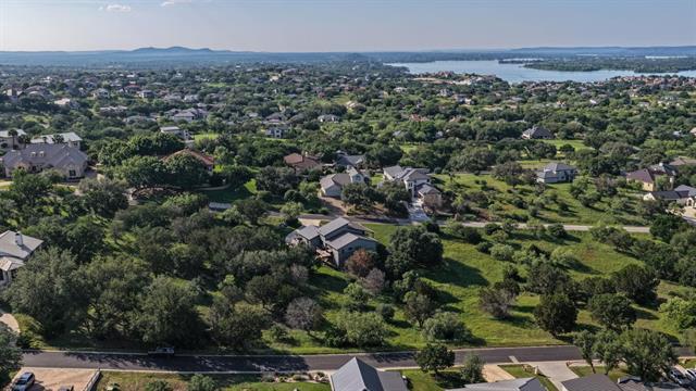 312 Hideaway CT
