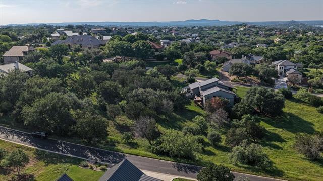 312 Hideaway CT