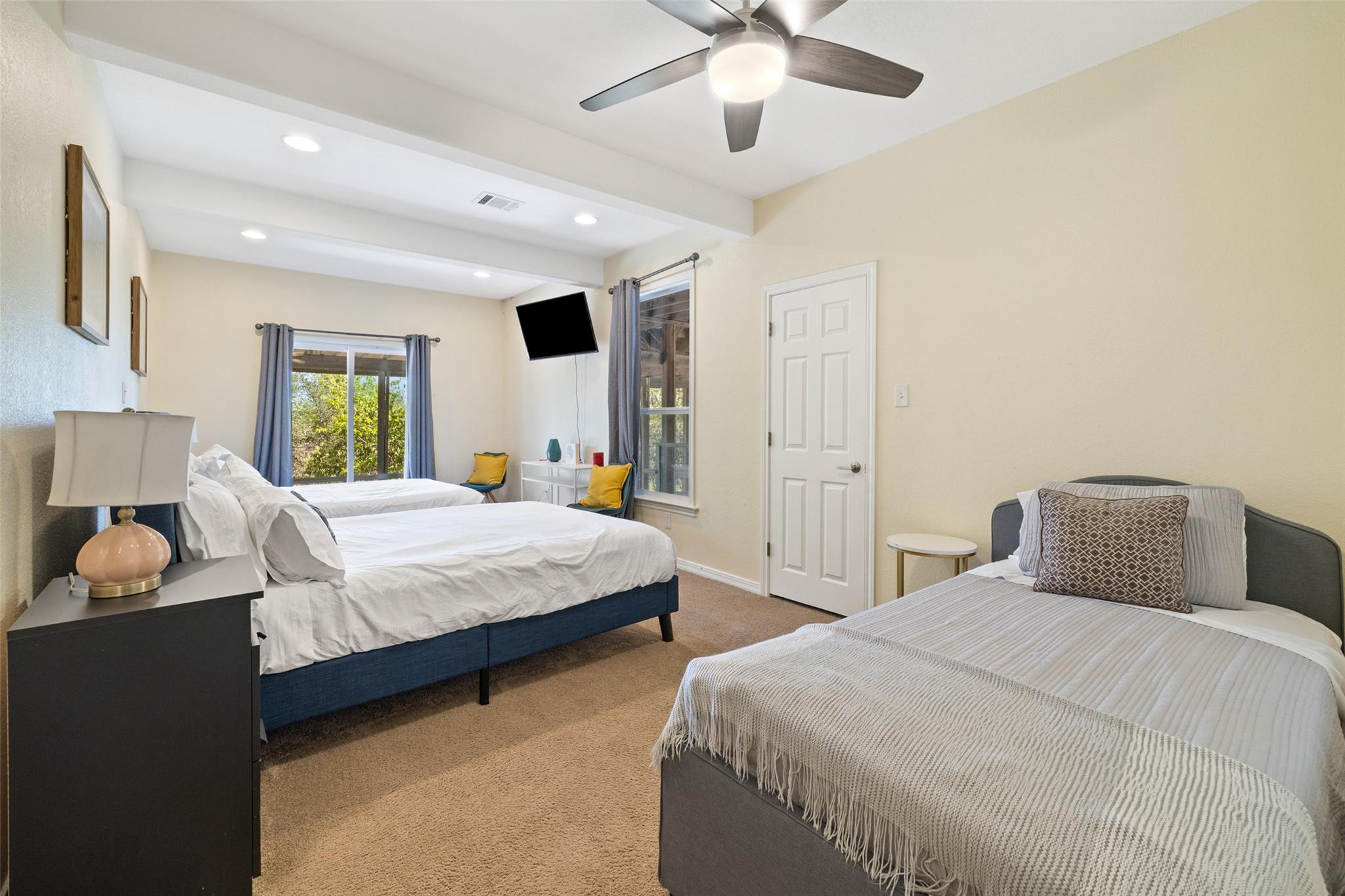 5214 SW McCormick Mountain DR SW