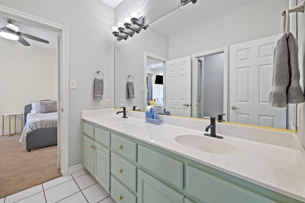 5214 SW McCormick Mountain DR SW