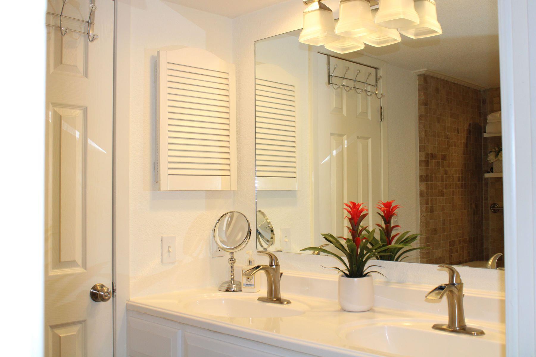 104 Horseshoe Bay BLVD # 5, Horseshoe Bay Unit: 5