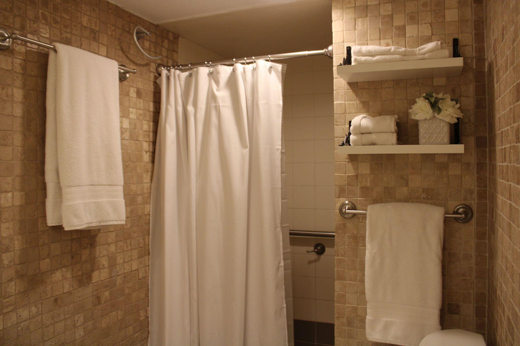 104 Horseshoe Bay BLVD # 5, Horseshoe Bay Unit: 5