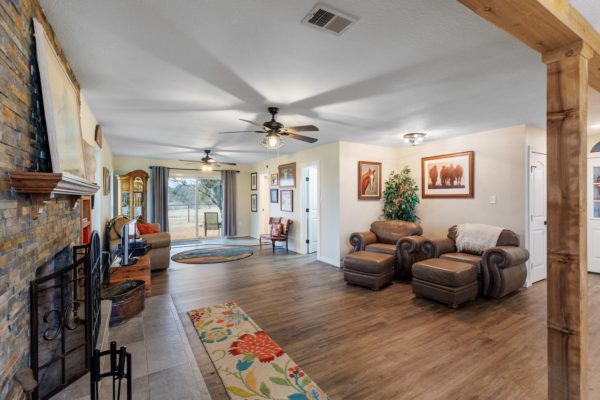 2340 E State Highway 71