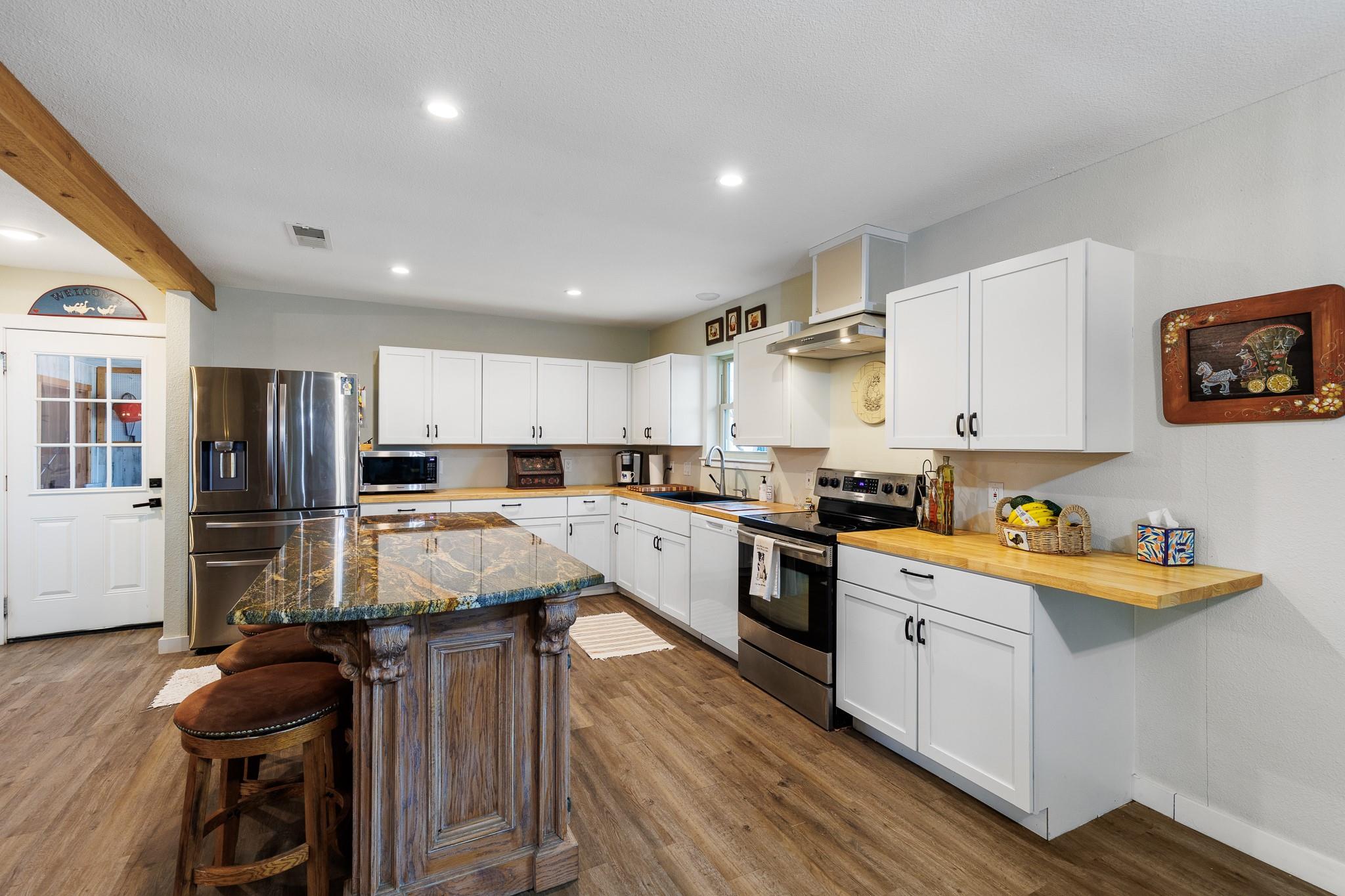 2340 E State Highway 71