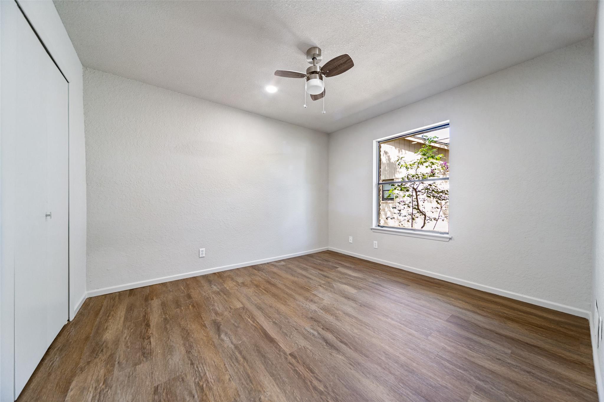 4258 Tall Elm Woods