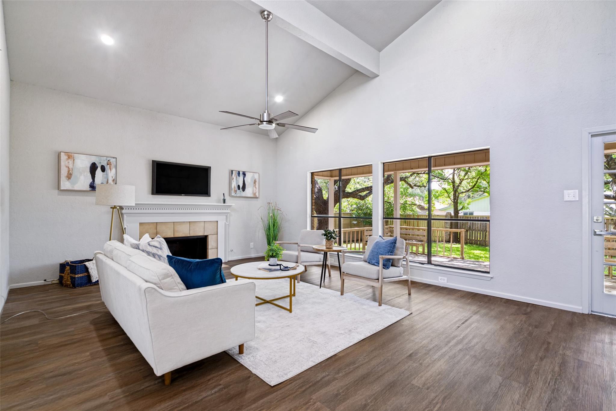 4258 Tall Elm Woods