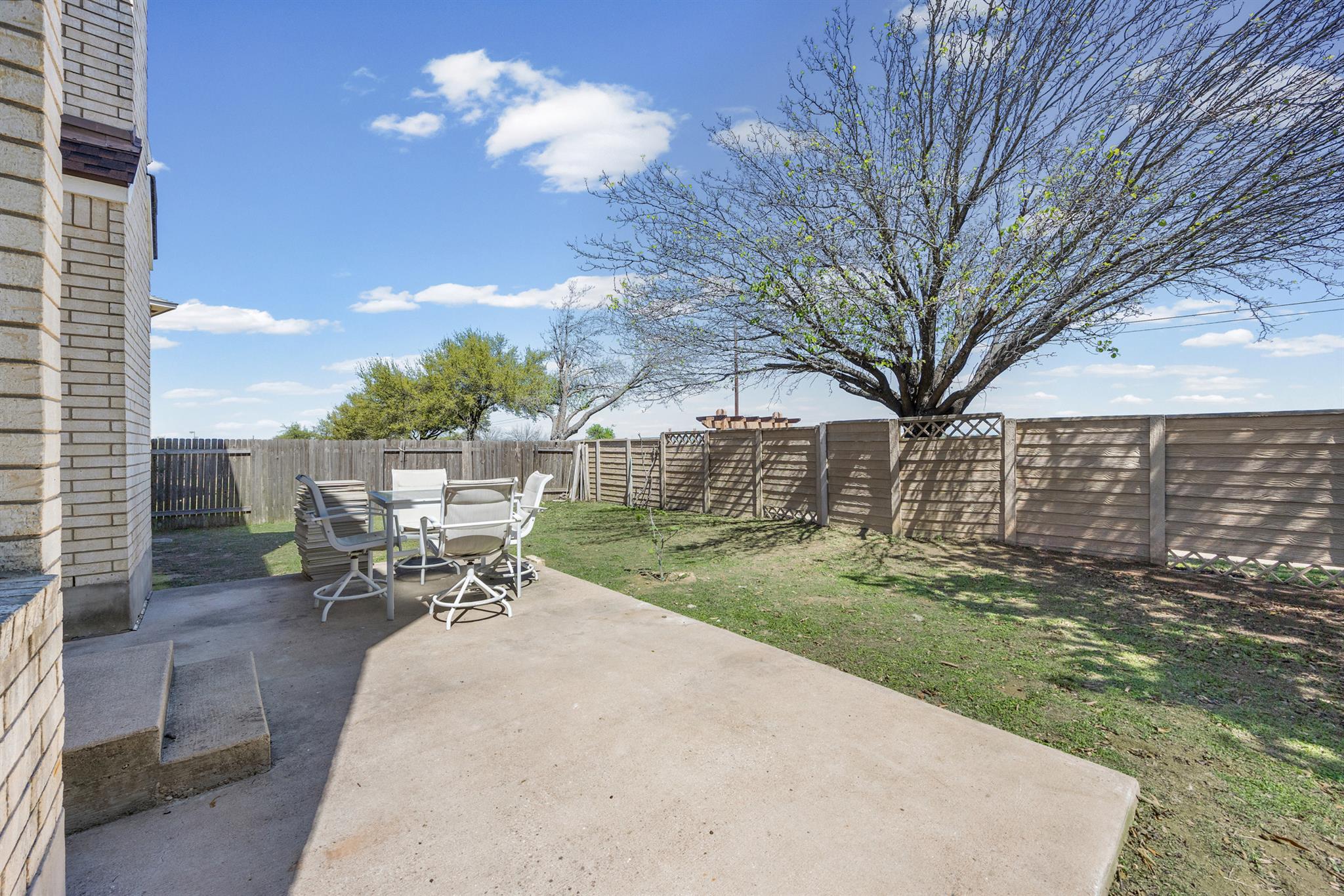 3502 Shiraz LOOP