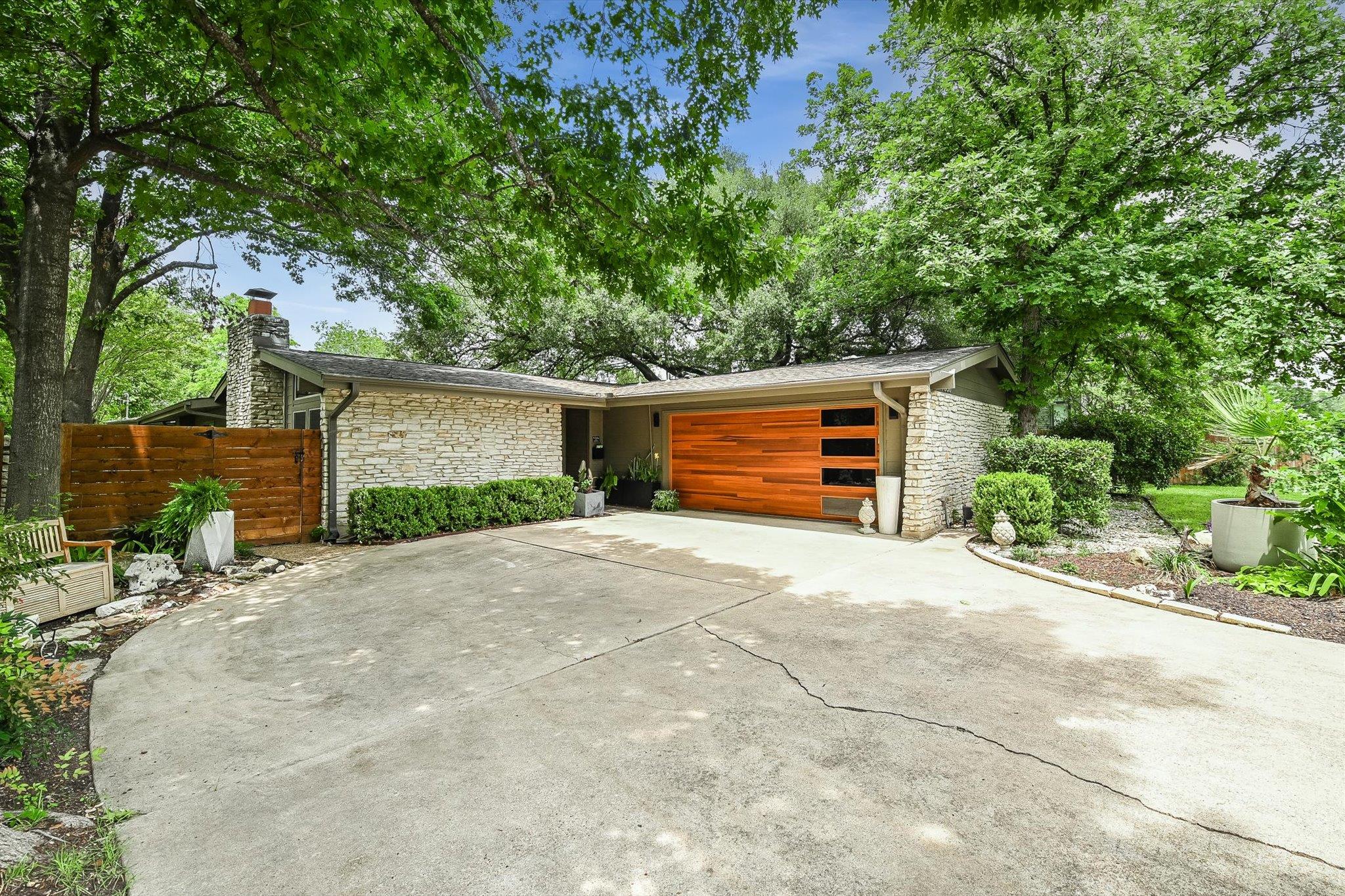 7008 E Shoal Creek BLVD