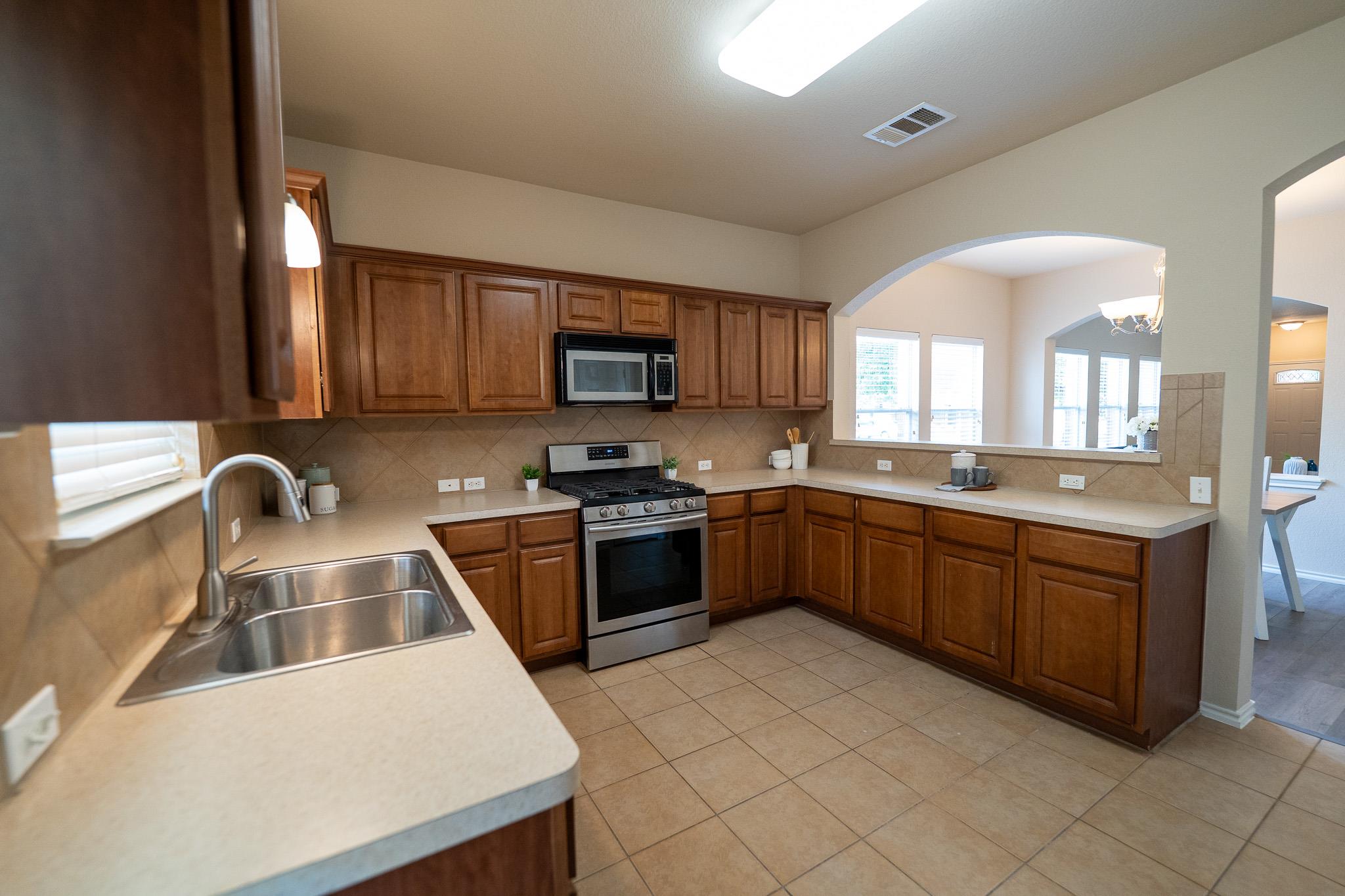 5624 Kleberg TRL