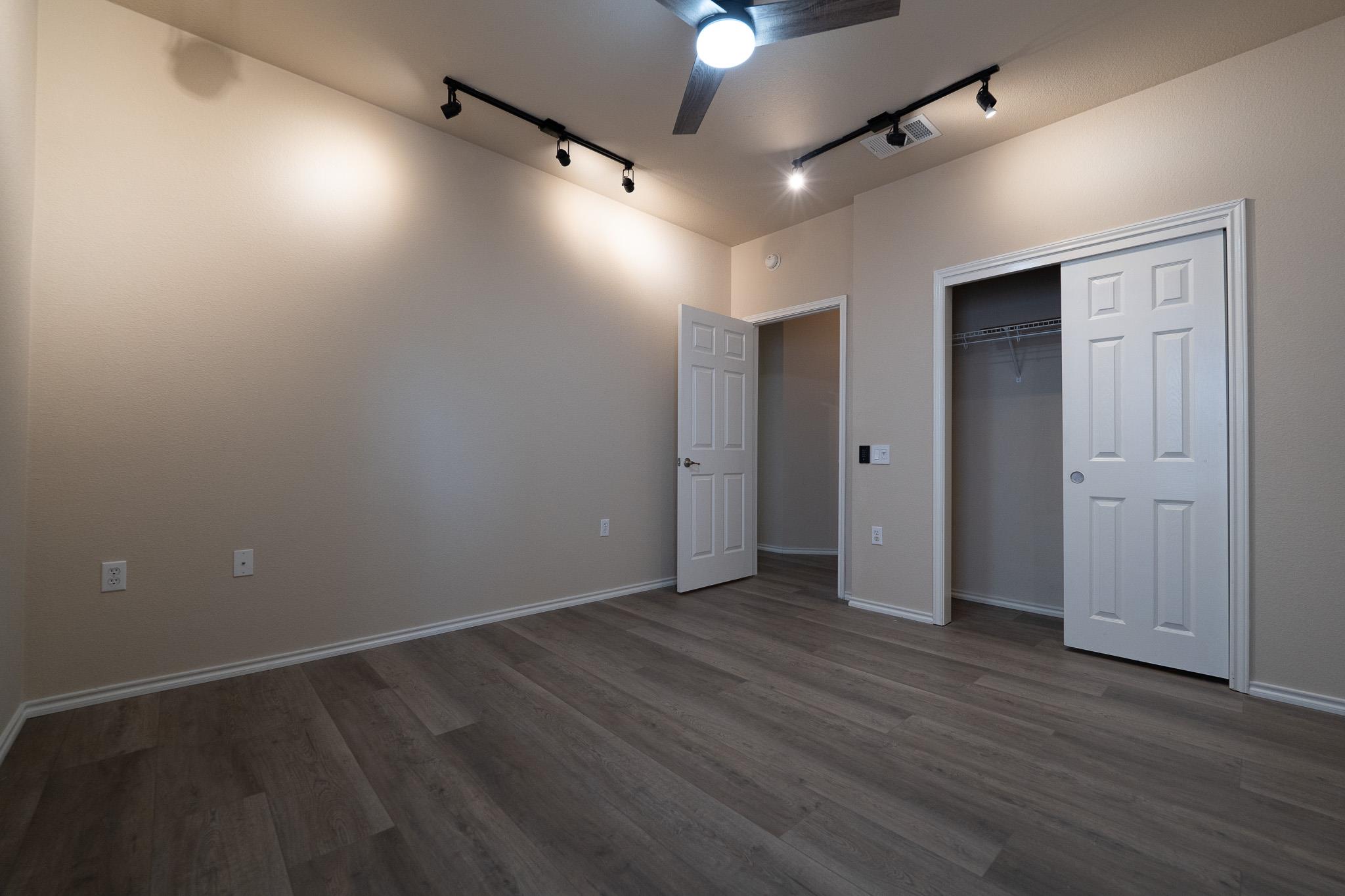 5624 Kleberg TRL
