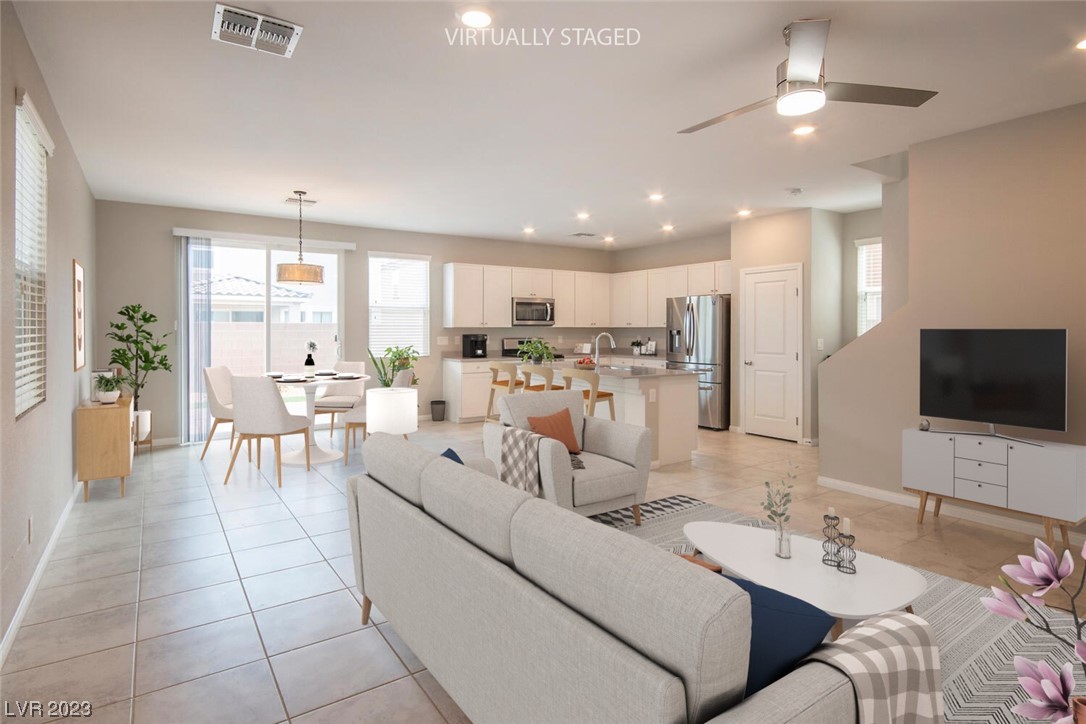 7028 Glass Beach Street