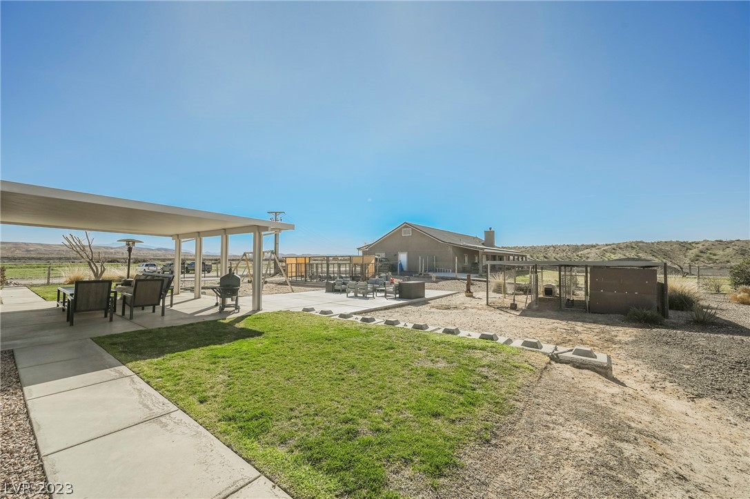 1085 East McKnight Avenue