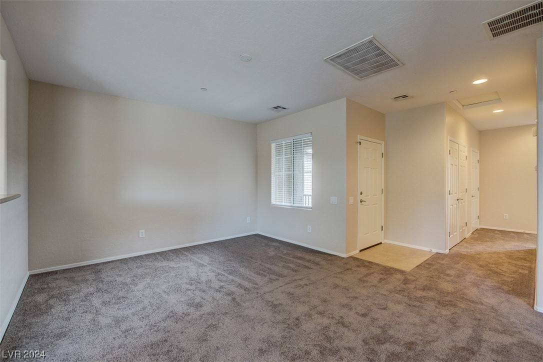 6868 Sky Pointe Drive 2092