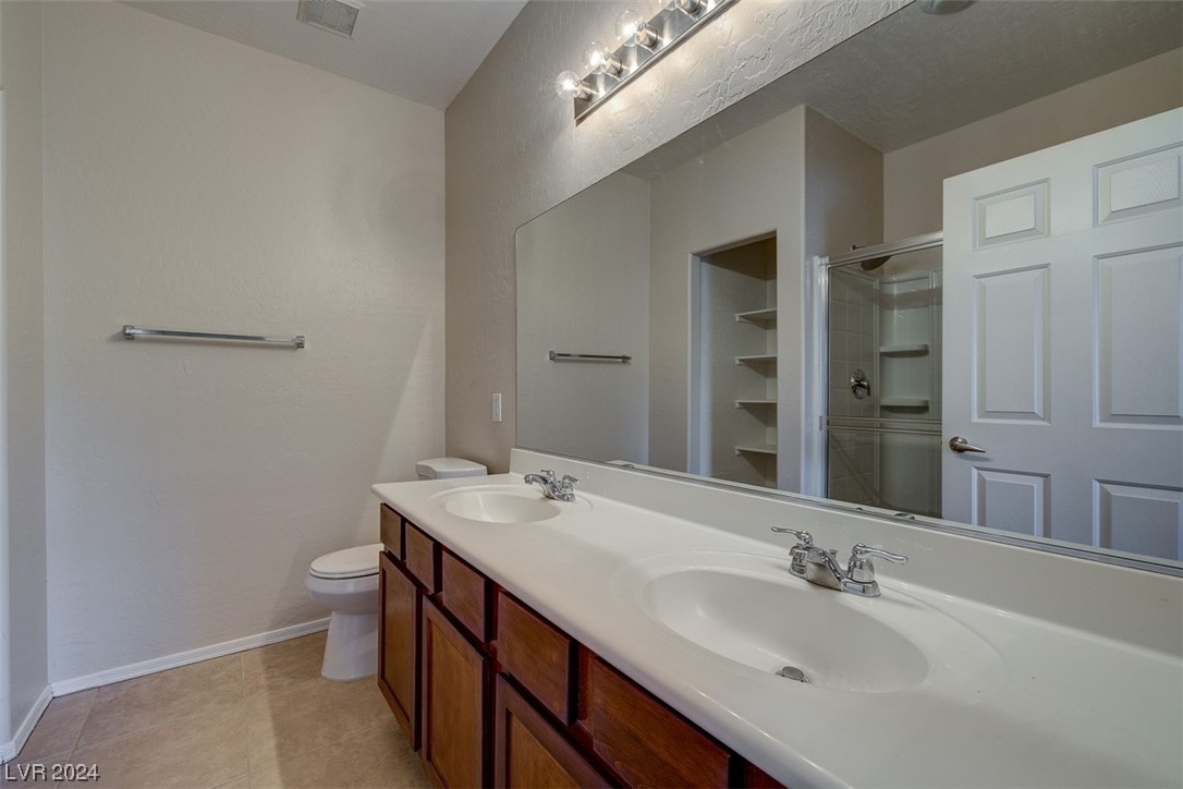 6868 Sky Pointe Drive 2092