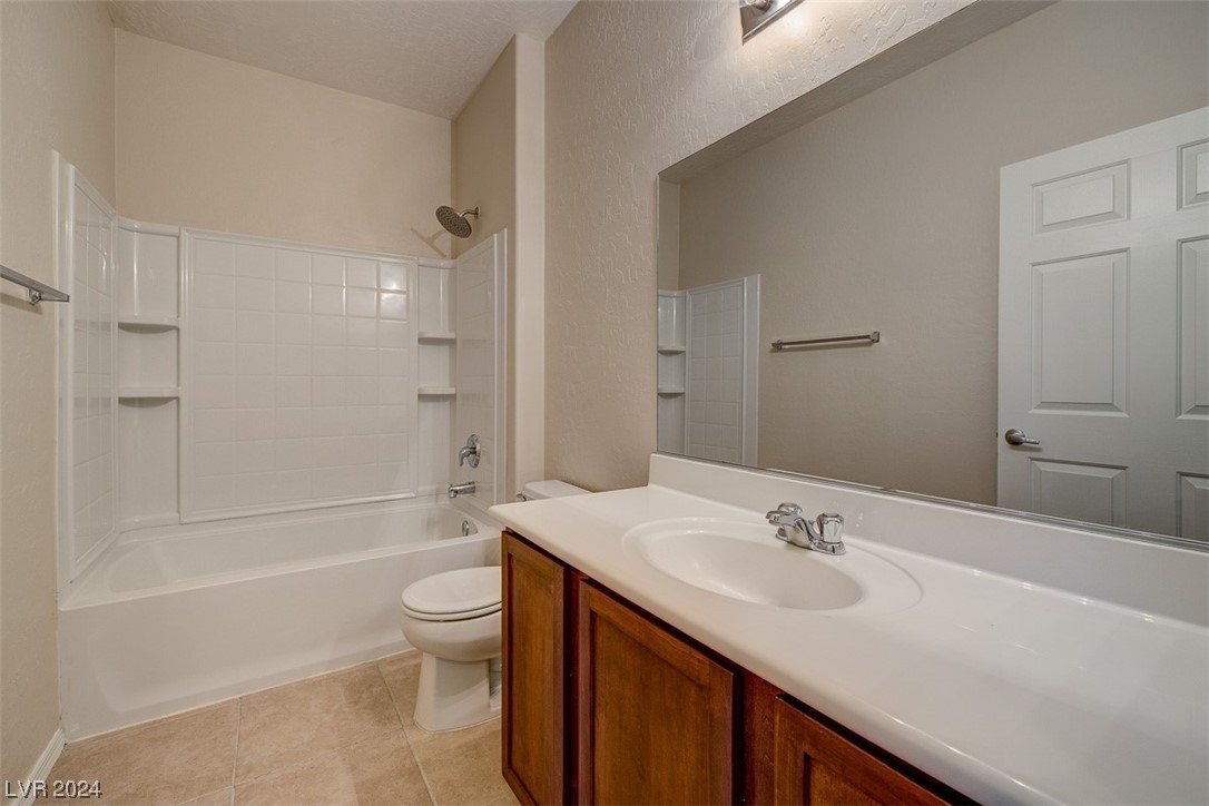 6868 Sky Pointe Drive 2092