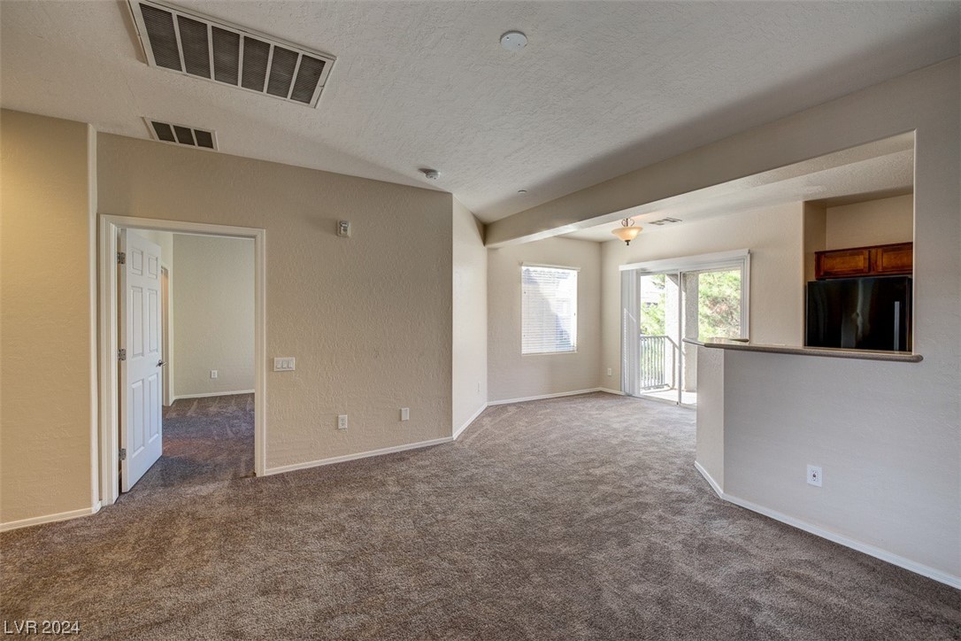 6868 Sky Pointe Drive 2092
