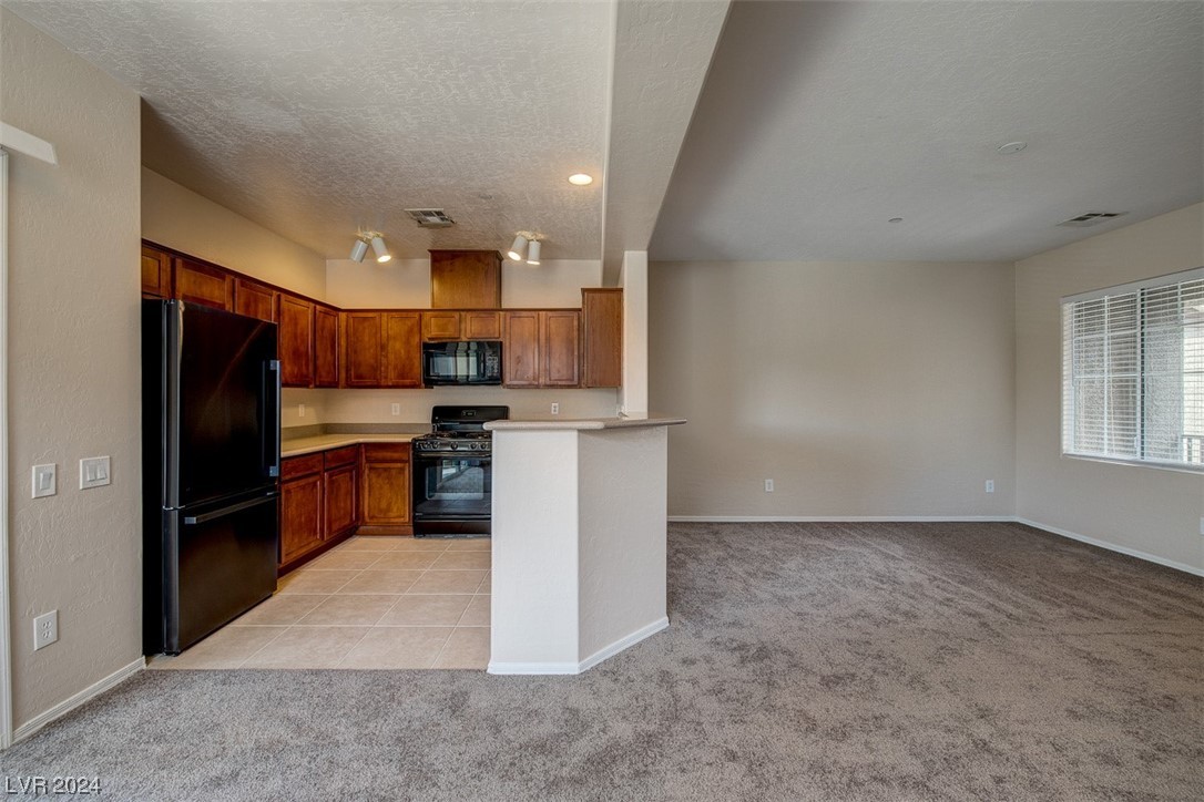 6868 Sky Pointe Drive 2092