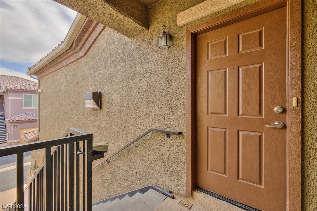 6868 Sky Pointe Drive 2092