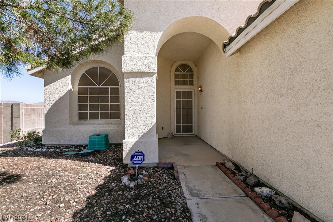 5116 High Creek Drive