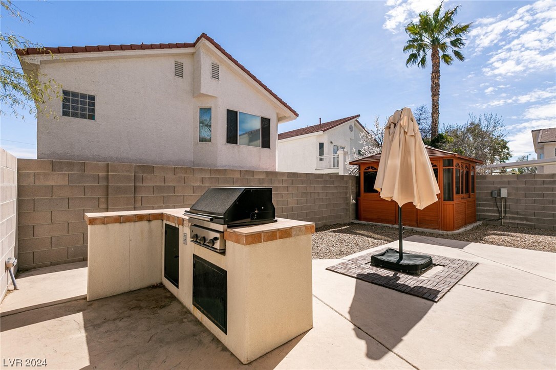 3620 North Tomsik Street