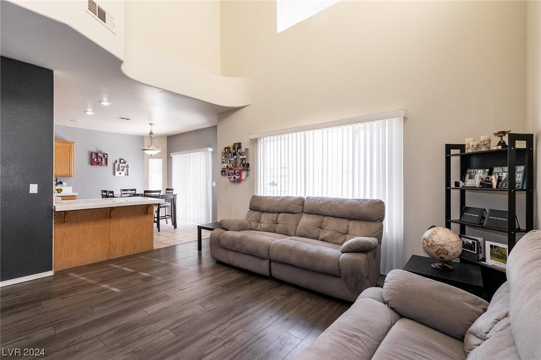 3620 North Tomsik Street