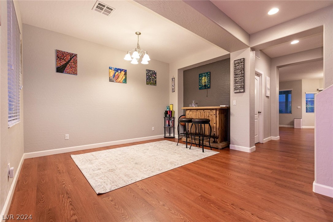 1121 Barron Creek Avenue