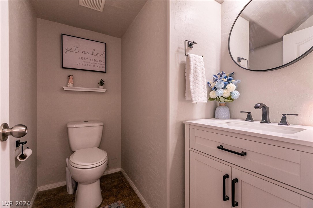 1121 Barron Creek Avenue