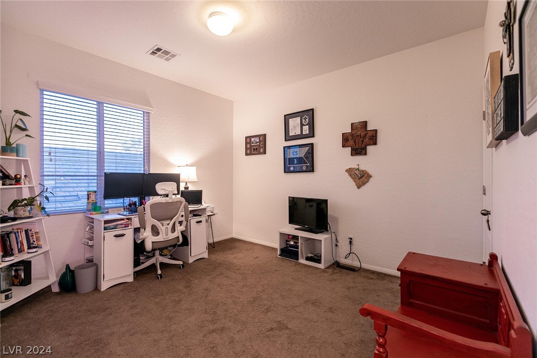 1121 Barron Creek Avenue