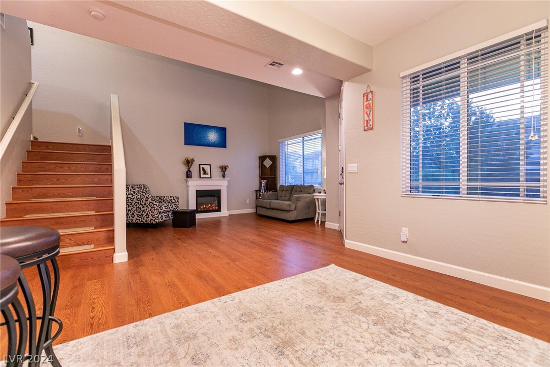 1121 Barron Creek Avenue