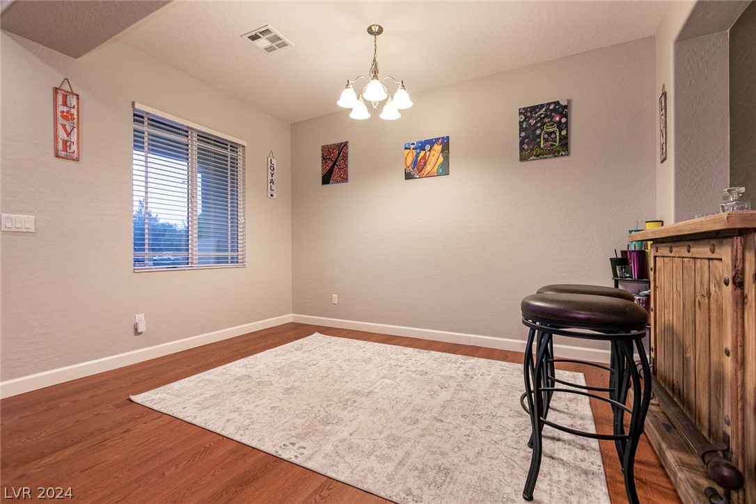 1121 Barron Creek Avenue