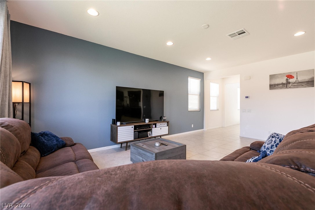 6333 Angora Peak Lane