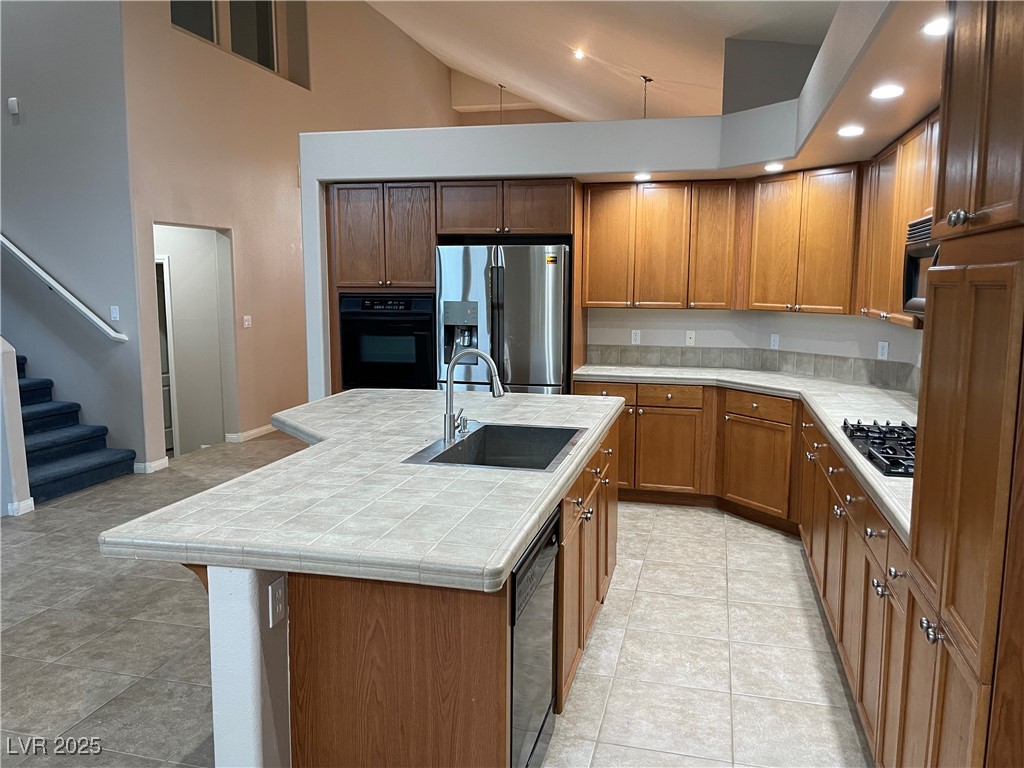 4121 Erinbird Avenue