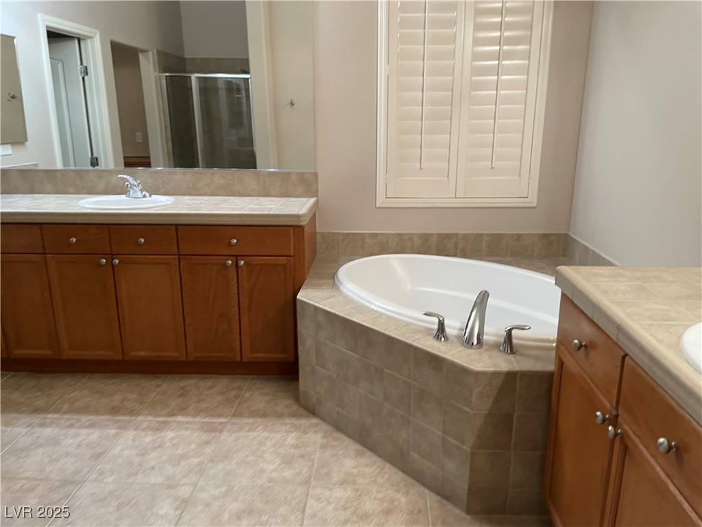 4121 Erinbird Avenue