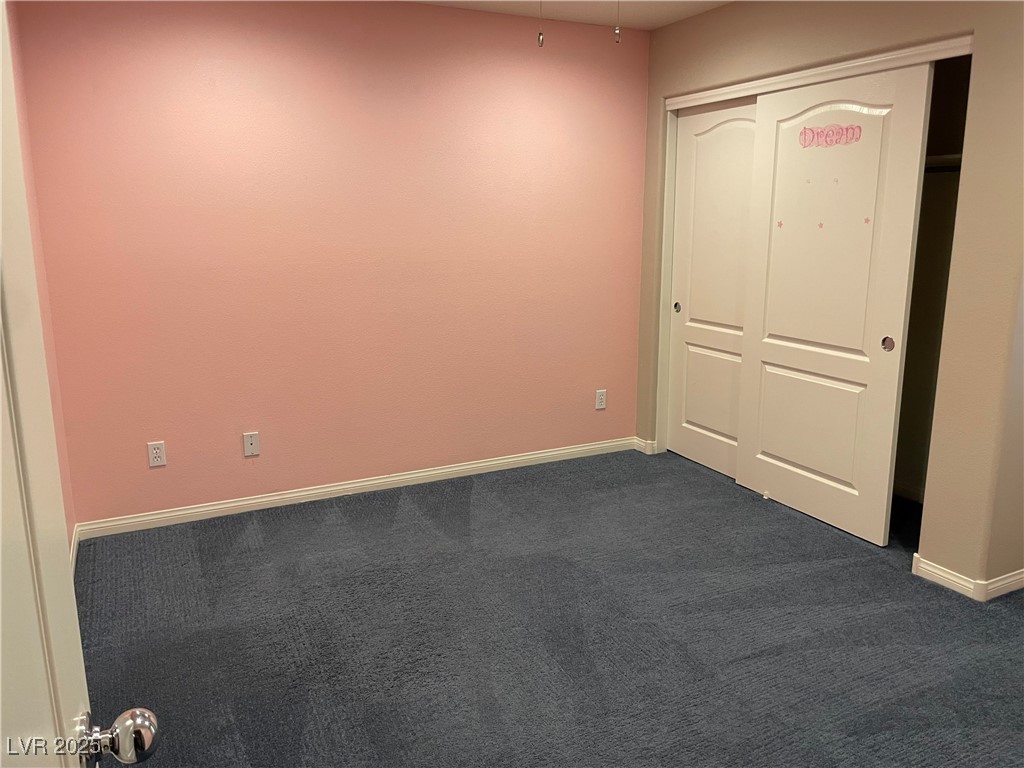 4121 Erinbird Avenue