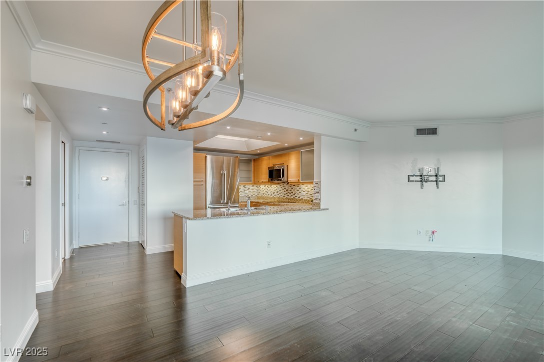 222 Karen Avenue 4204