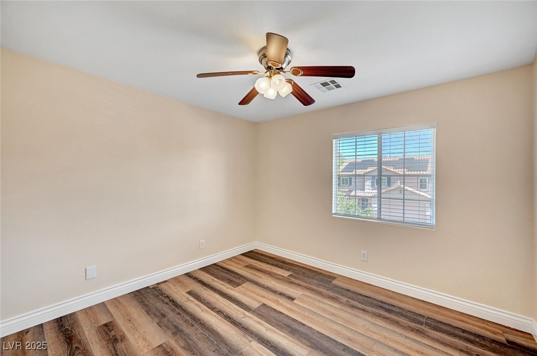 5549 Green Ferry Avenue