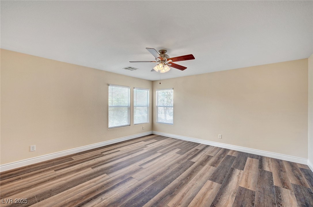 5549 Green Ferry Avenue