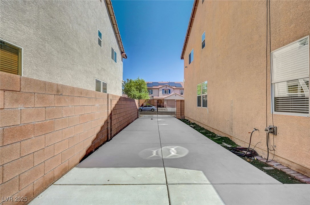 5549 Green Ferry Avenue