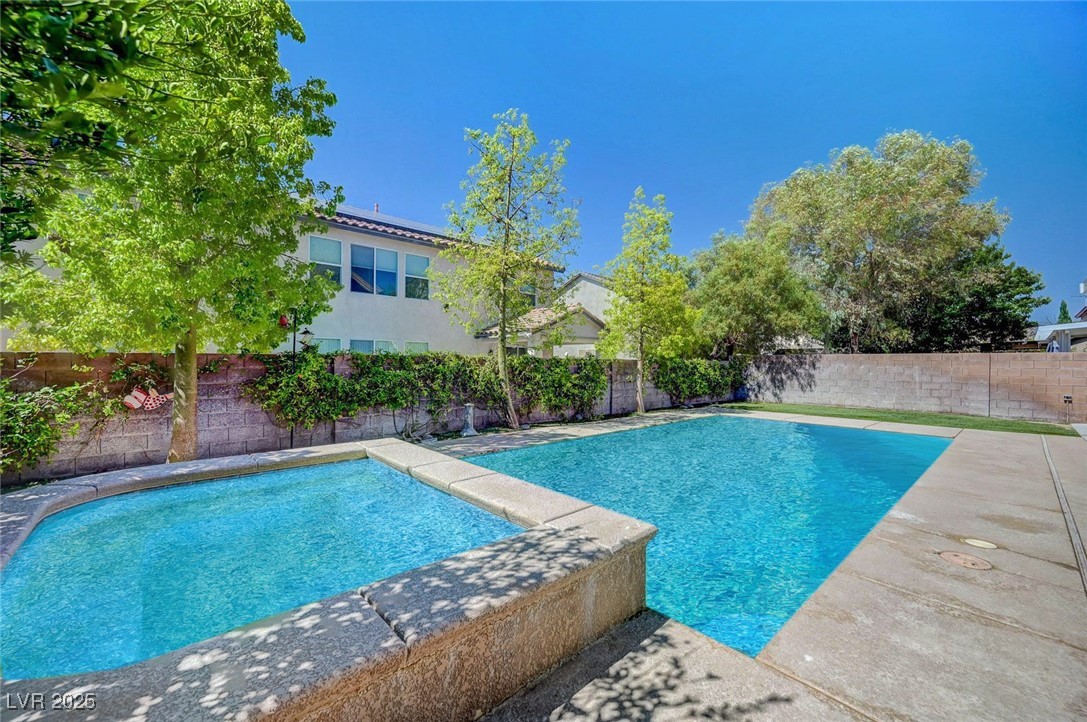 5549 Green Ferry Avenue