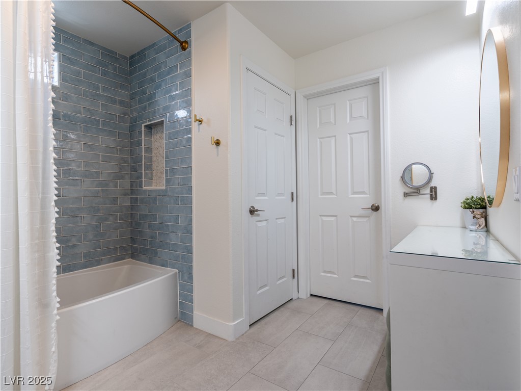 7864 Solid Horn Court