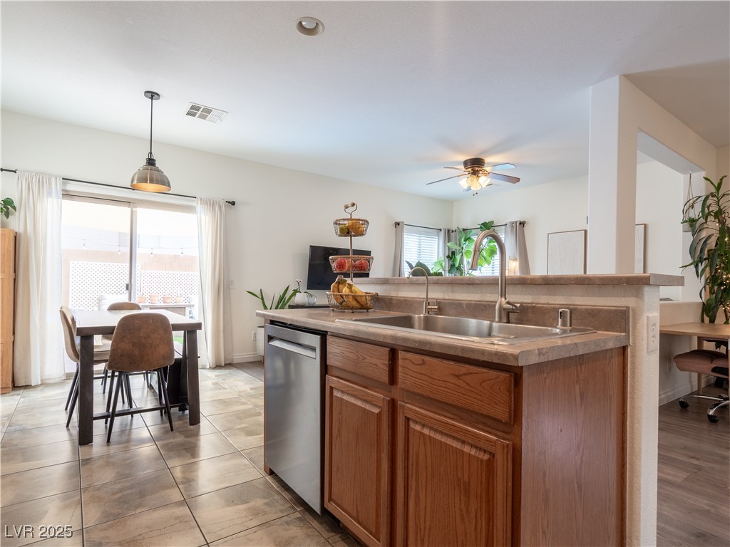 7864 Solid Horn Court