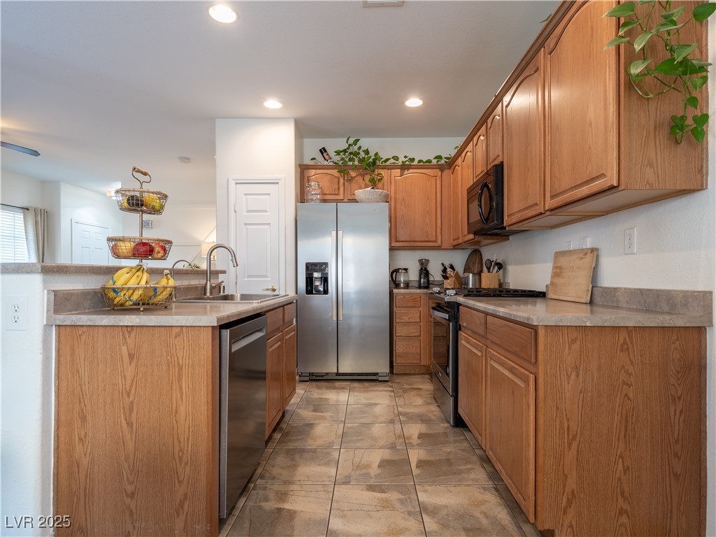 7864 Solid Horn Court