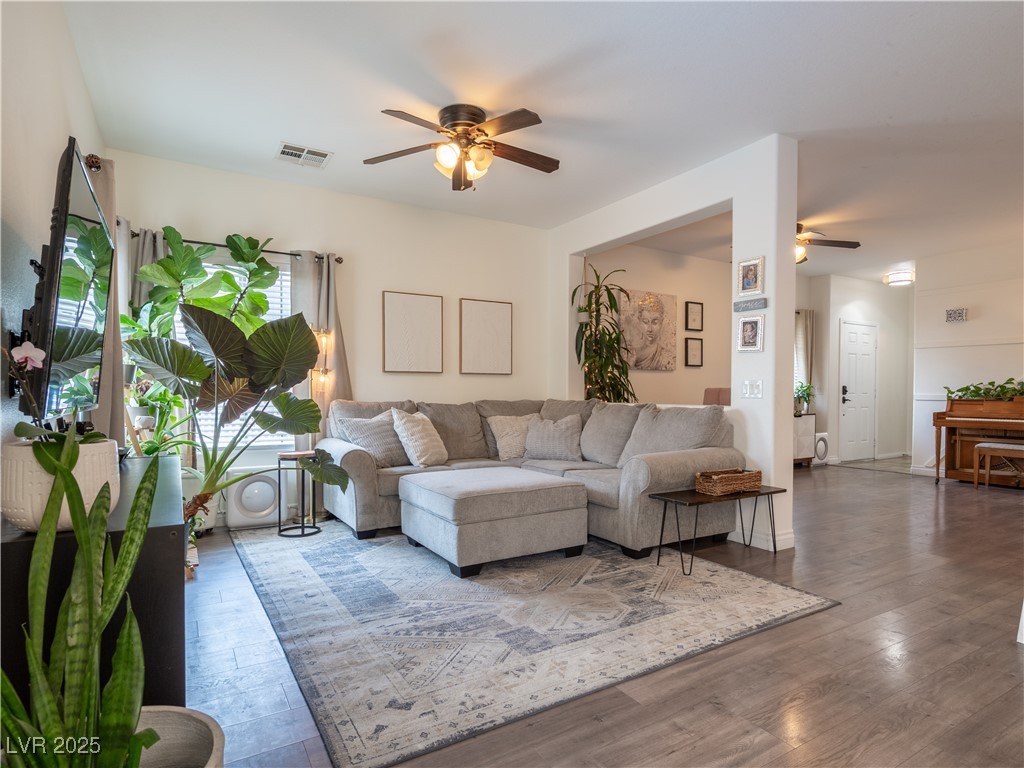 7864 Solid Horn Court