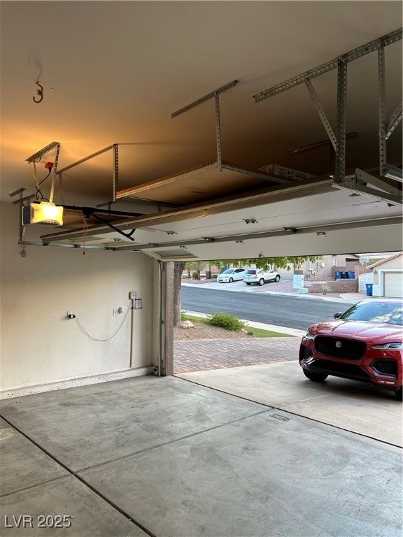 1008 Ridgegate Street