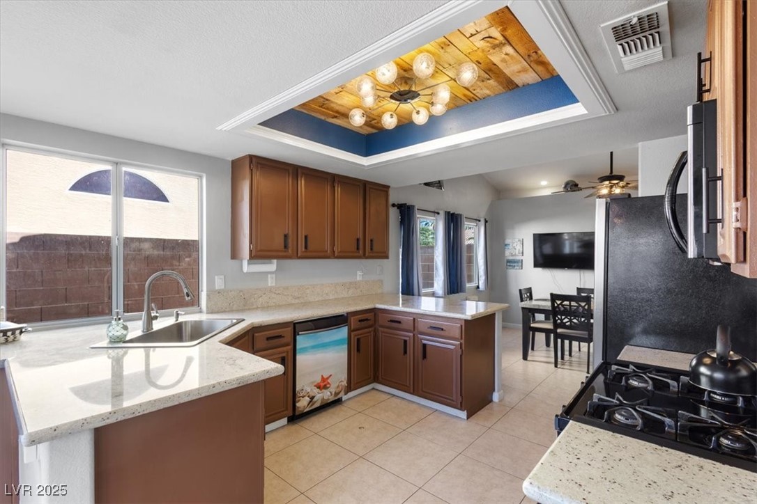 4701 Victoria Beach Way