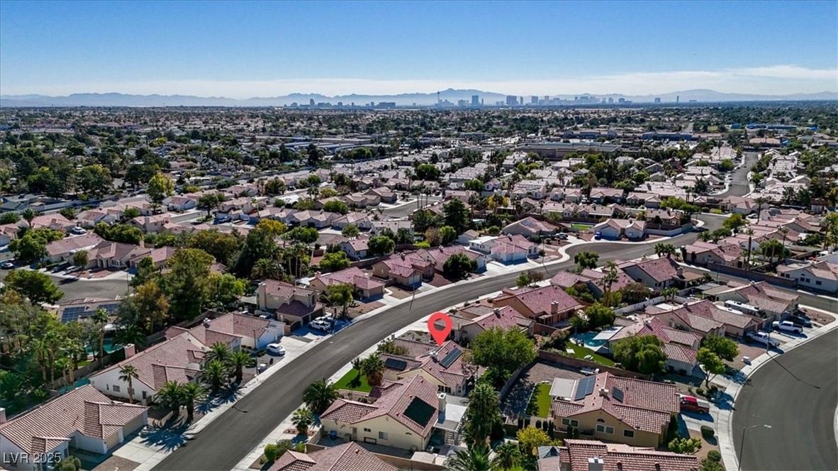 4701 Victoria Beach Way