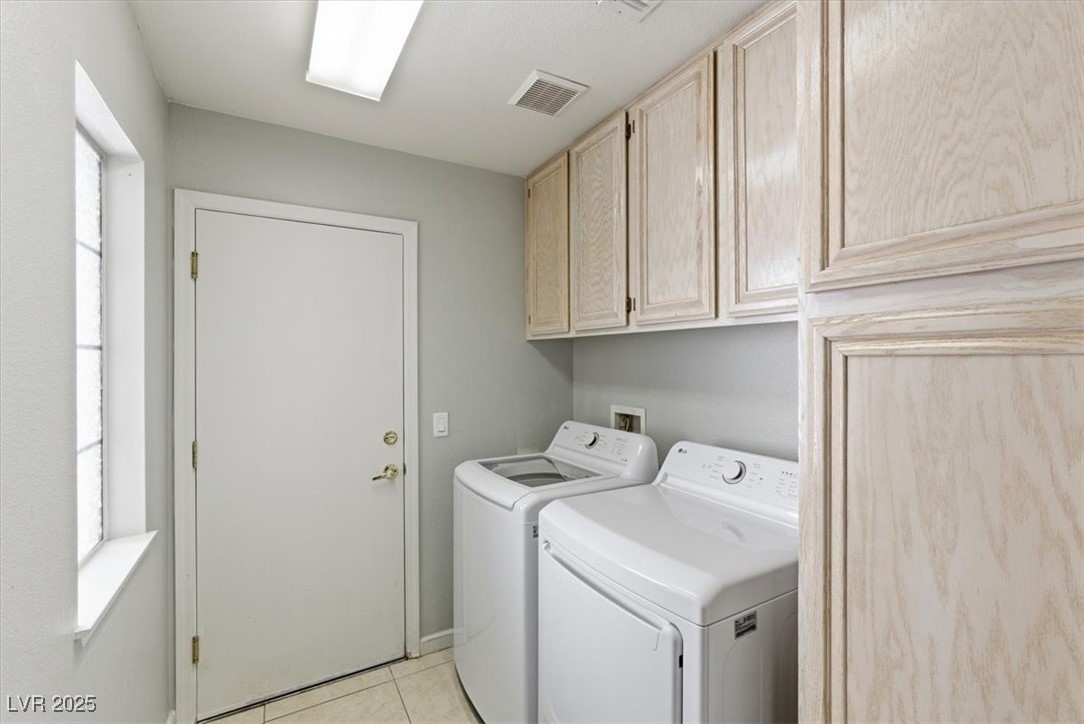 4701 Victoria Beach Way