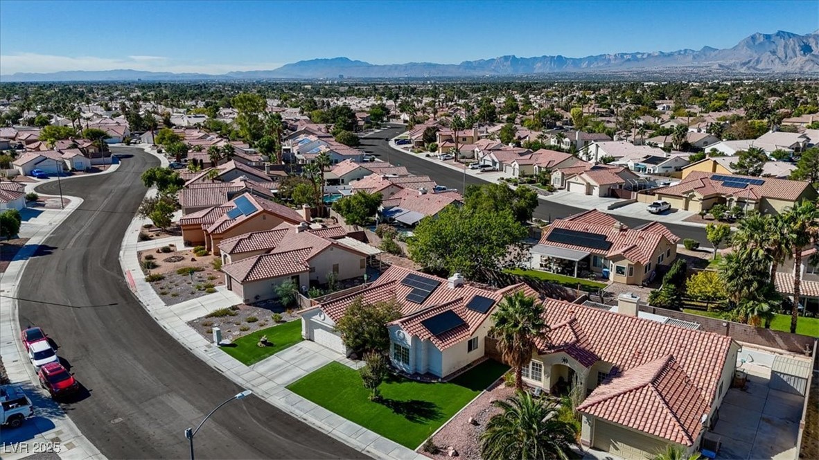 4701 Victoria Beach Way