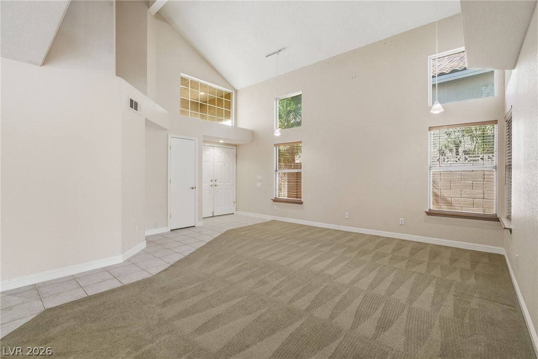 9248 Magic Flower Avenue