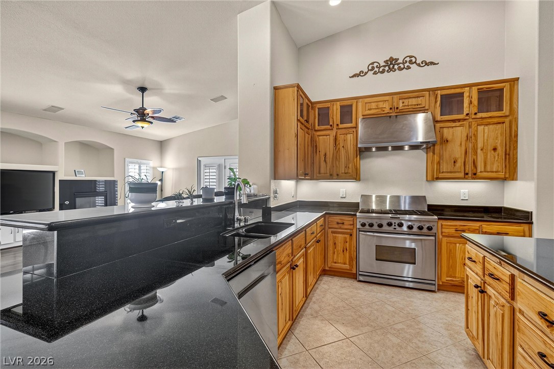 6499 Red Garnet Court